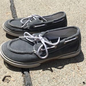 Boys size 2.5, Navy Sperry Top Siders